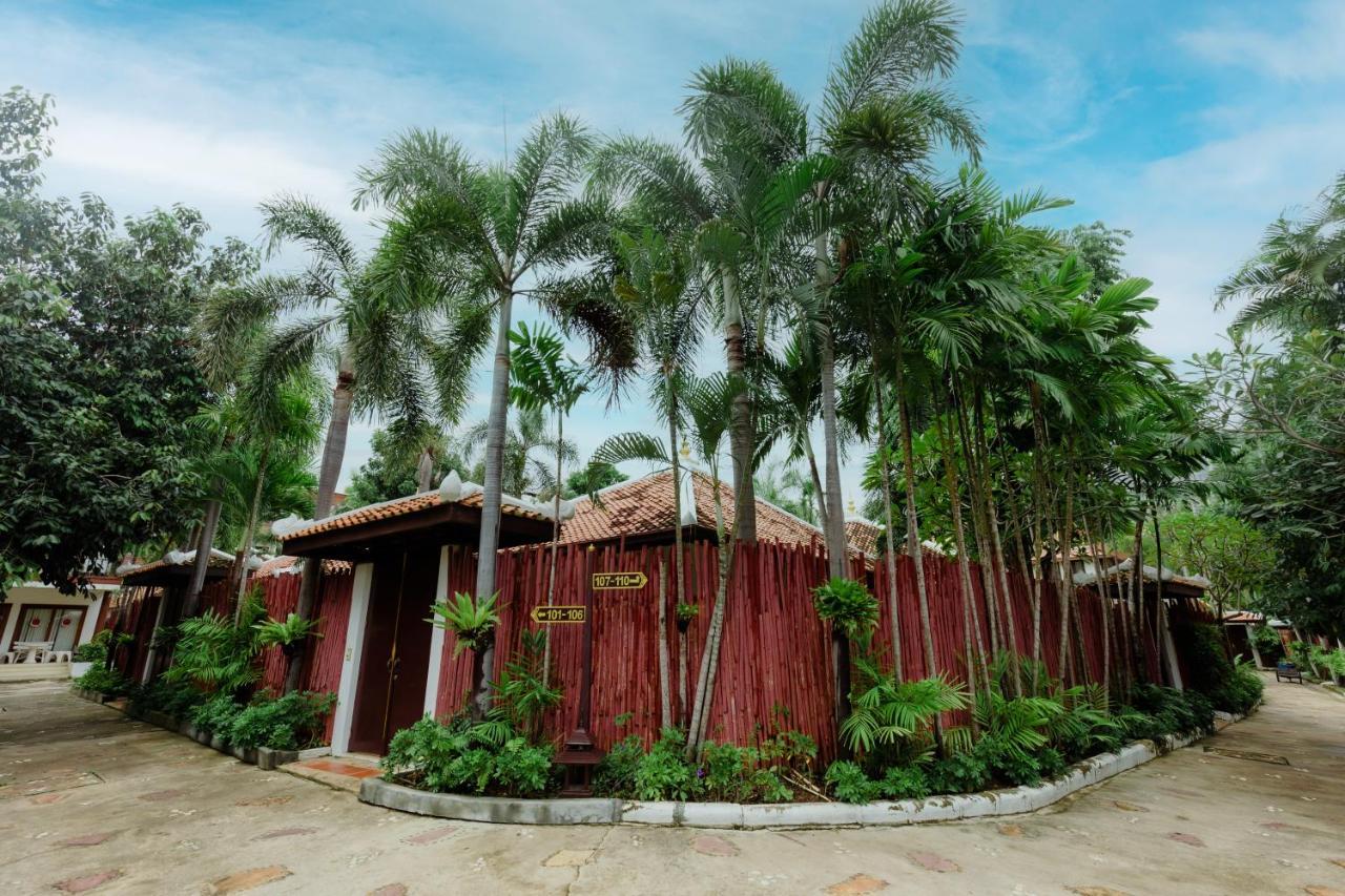 Villa Raya Resort Private Pool Villas 芭達亞 外观 照片